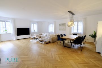 ZEITLOSE ELEGANZ - Stilvolle Villa mit modernem Design & edlem Interieur! - Edler Fischgrät Parkett
